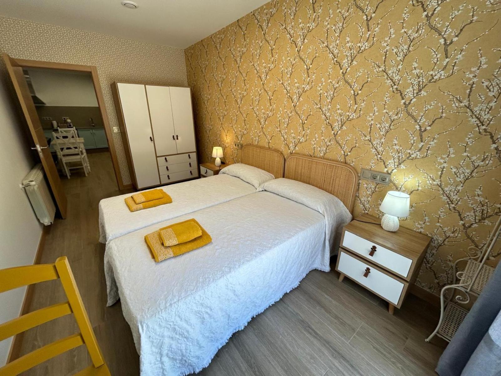 Apartamentos Torres Del Milladoiro Amés Exteriér fotografie