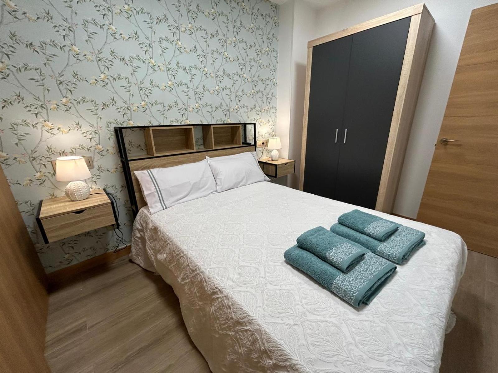 Apartamentos Torres Del Milladoiro Amés Exteriér fotografie